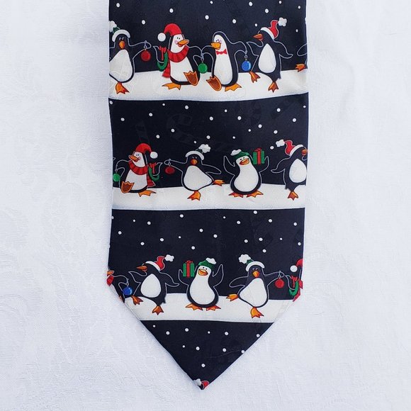 Men's Silk Neck Tie Holiday Theme Penguins - Picture 1 of 4